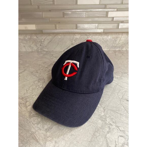 Minnesota Twins Kids Flex-Fit Baseball Hat - Picture 1 of 9